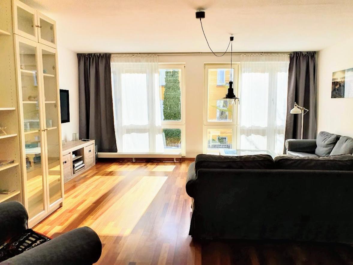 Ferienwohnung Achtern Diek, Inklusive Strandkorb Und Stellplatz Rostock Exterior foto
